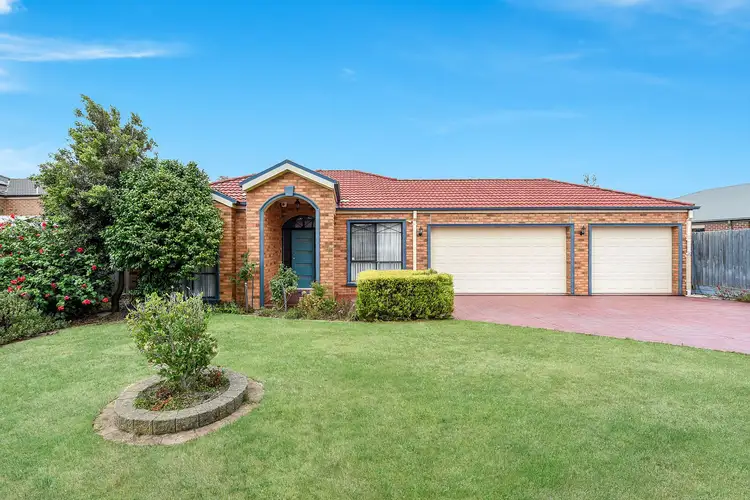 Main view of Homely house listing, 5 Portchester Boulevard, Beaconsfield VIC 3807