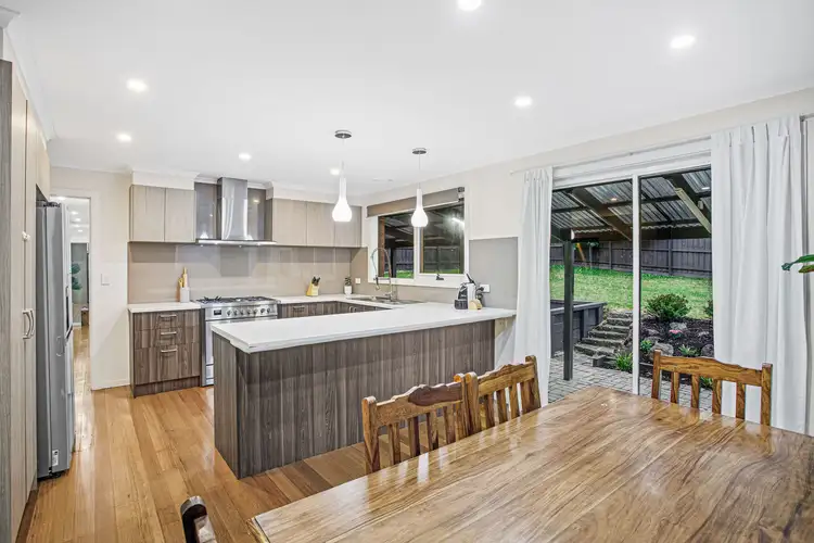 Fifth view of Homely house listing, 11 Cloverdale Court, Mulgrave VIC 3170