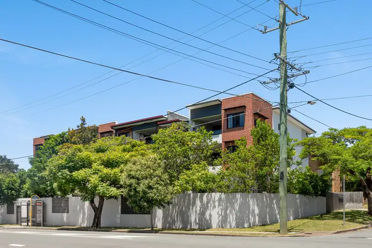 Main view of Homely unit listing, 8/4 Garnet Street, Clayfield QLD 4011