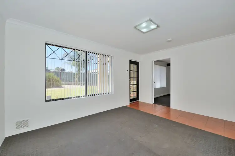 Seventh view of Homely house listing, 39 Kangaroo Entrance, Stratton WA 6056