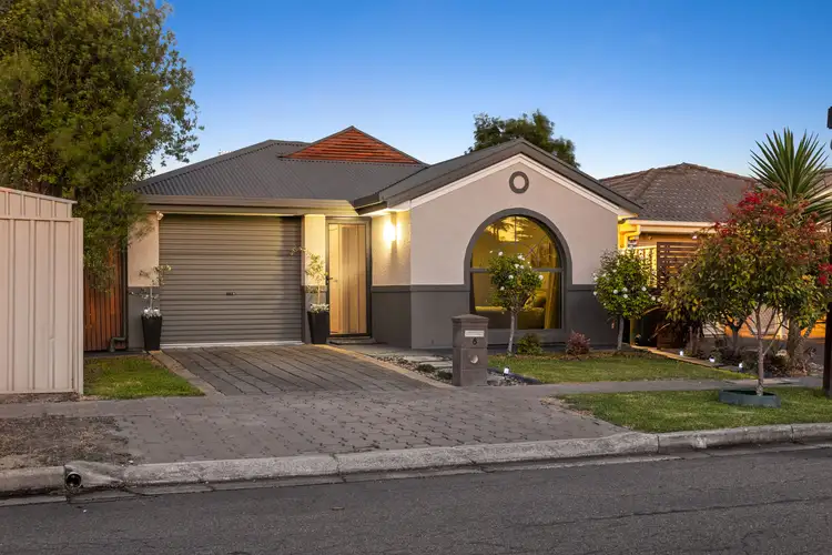 8 Nestor Street, Hillcrest SA 5086