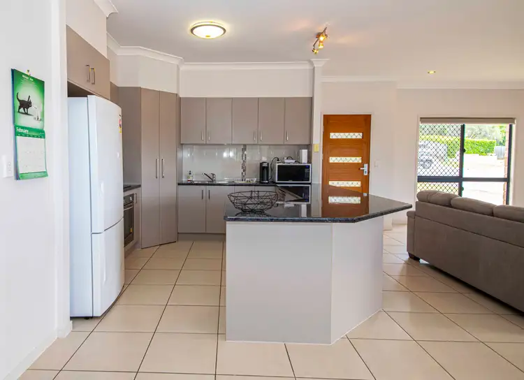 Fifth view of Homely house listing, 2 Wilarna Close, Tinana QLD 4650