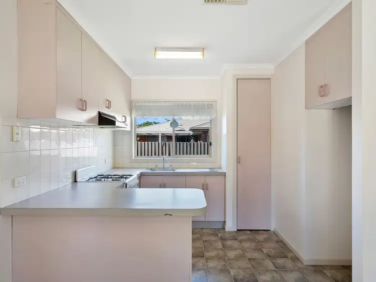 Third view of Homely house listing, 2/3 Diplomat Court, Benalla VIC 3672