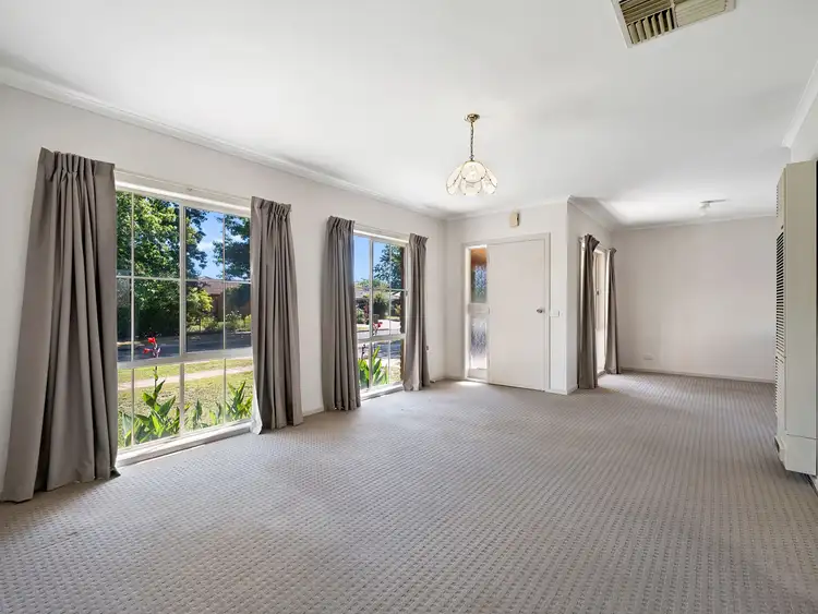 Fourth view of Homely house listing, 2/3 Diplomat Court, Benalla VIC 3672