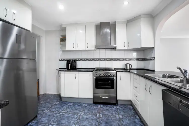 Fifth view of Homely house listing, 10 Dee Why Place, Woodbine NSW 2560