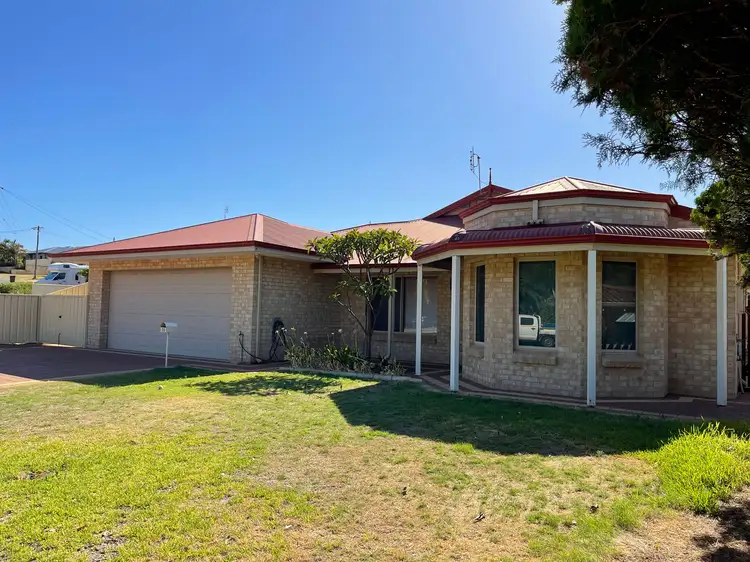 15 Reeve Terrace, Port Denison WA 6525