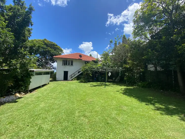 23 Steele Street, Holland Park QLD 4121