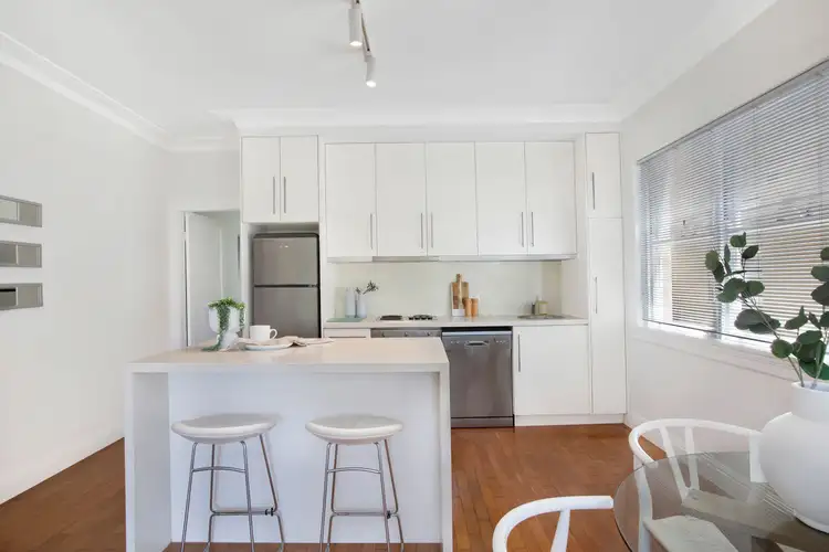 Third view of Homely apartment listing, 4/124 Francis Street, Bondi Beach NSW 2026