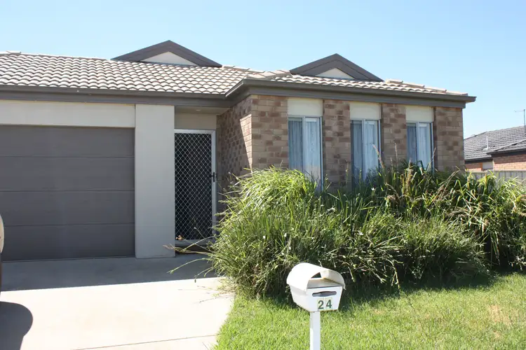 24 Chisnall Street, Corowa NSW 2646