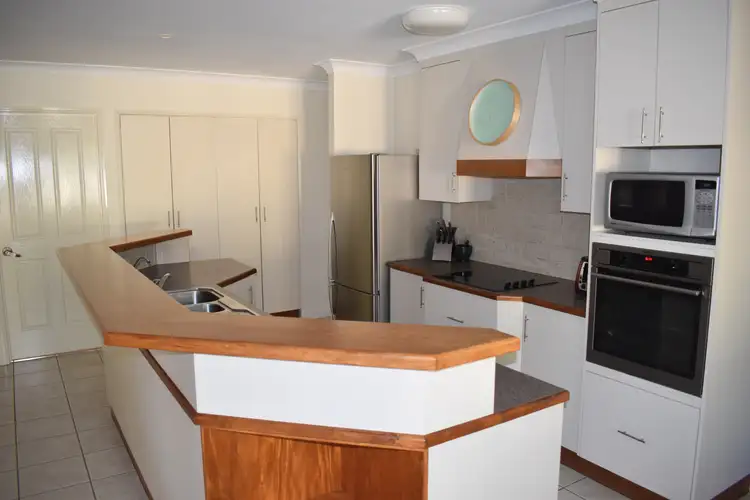 Fourth view of Homely house listing, 4 Ibell Court, Emerald QLD 4720