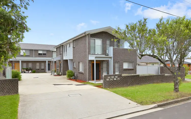 1/15 Gibson Avenue, Casula NSW 2170