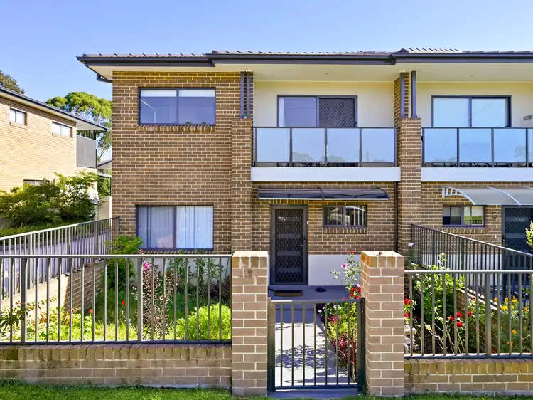 Main view of Homely unit listing, 11/26 Third Avenue, Macquarie Fields NSW 2564