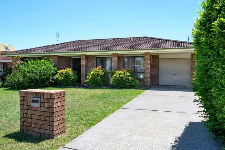 1 Wells Place, Shoalhaven Heads NSW 2535