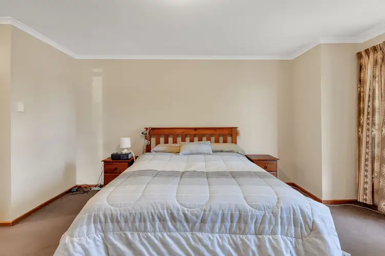 Fifth view of Homely house listing, 5 Flynn Court, Evanston SA 5116
