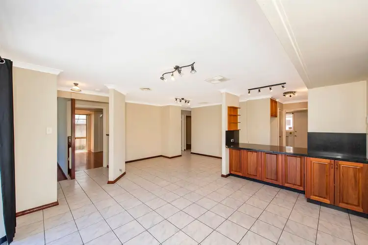 Fourth view of Homely house listing, 10 Kentia Close, Warnbro WA 6169