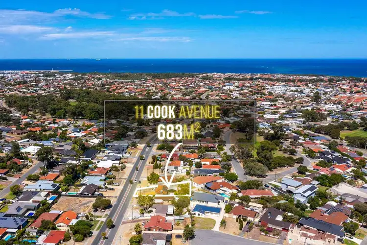 11 Cook Avenue, Hillarys WA 6025