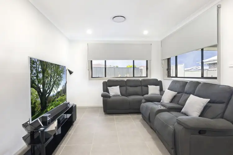 Fifth view of Homely house listing, 7 Epaulet Circuit, Jordan Springs NSW 2747