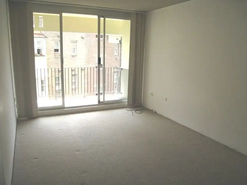 Main view of Homely apartment listing, 30/41-49 Roslyn Gardens, Elizabeth Bay NSW 2011