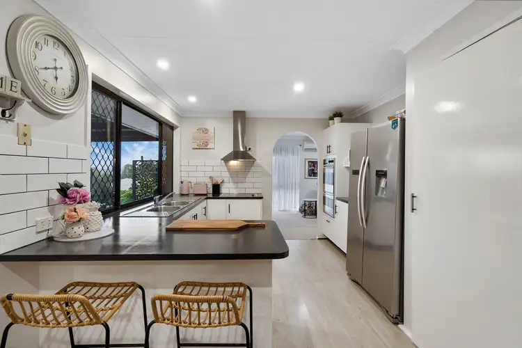 Fourth view of Homely house listing, 7 Paisley Court, Mount Warren Park QLD 4207
