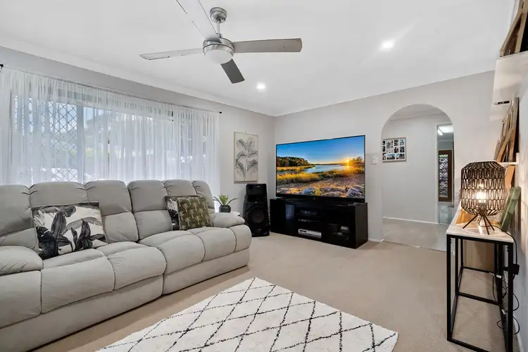 Sixth view of Homely house listing, 7 Paisley Court, Mount Warren Park QLD 4207