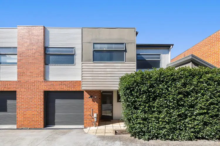 Main view of Homely house listing, 2/420 Nicholson Street, Black Hill VIC 3350