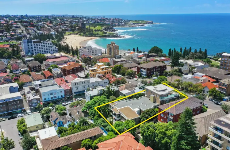 Fourth view of Homely apartment listing, 2/3 Alexander Street, Coogee NSW 2034
