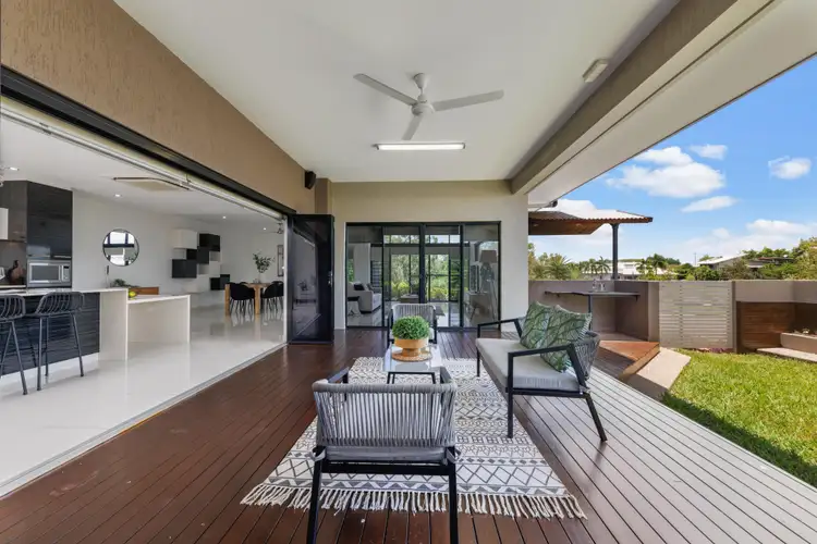 Sixth view of Homely semi-detached listing, 1/7 Gumimba Crescent, Lyons NT 810