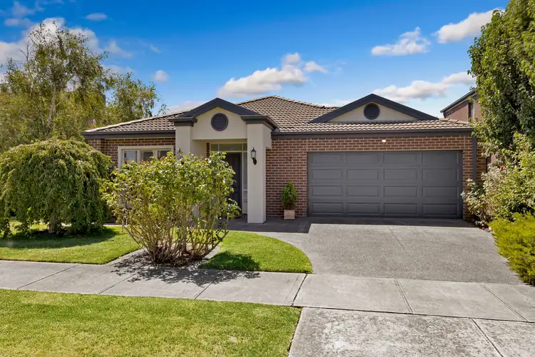 27 Hannalore Way, Patterson Lakes VIC 3197