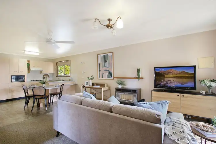 Sixth view of Homely townhouse listing, 2/486 McKenzie Street, Lavington NSW 2641