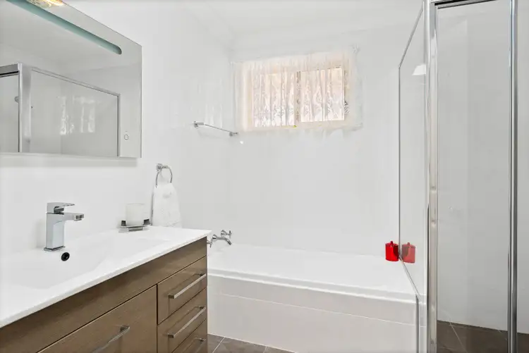 Fourth view of Homely villa listing, 4/17 Tully Crescent, Albion Park NSW 2527