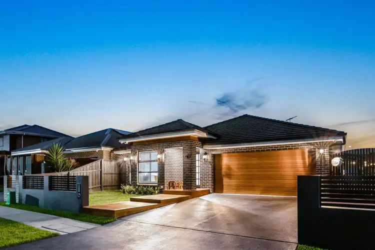 17 Macksville Street, Carnes Hill NSW 2171