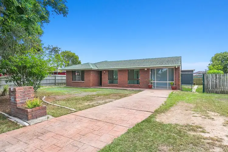 112 Arnica Crescent