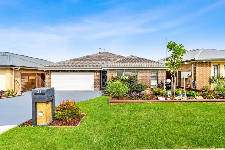 21 Plymouth Boulevard, Spring Farm NSW 2570