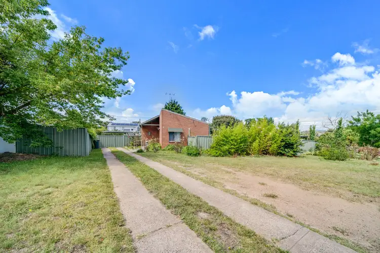 Second view of Homely house listing, 6 Rundle Place, Kambah ACT 2902