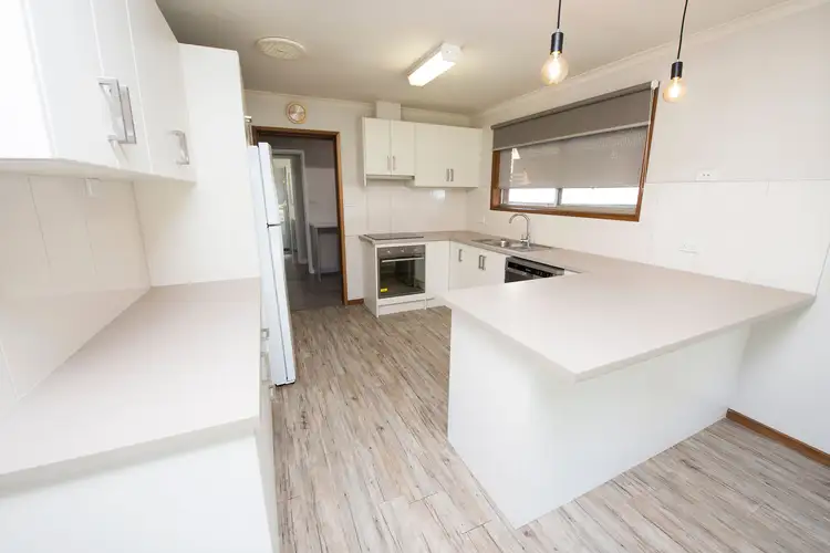 Sixth view of Homely house listing, 11 Byrnes Street, Swan Hill VIC 3585