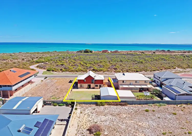 11 Eucalypt Way, Jurien Bay WA 6516