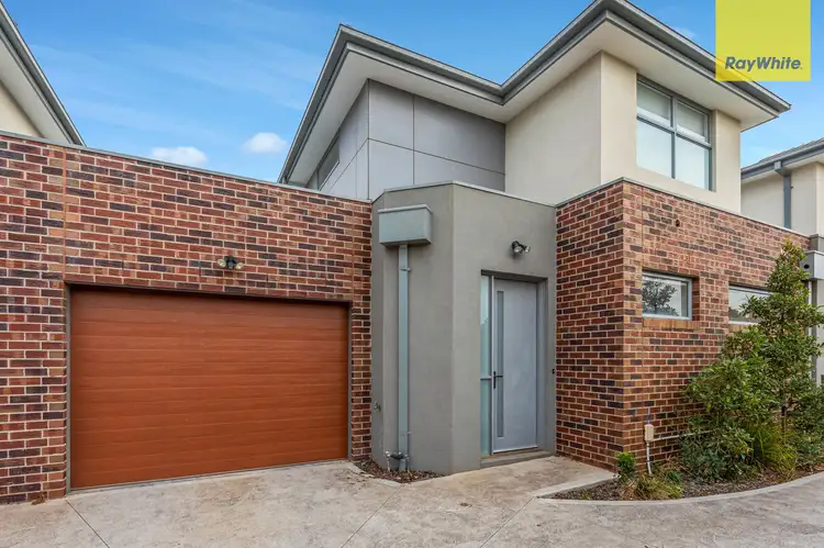 2/1A Gray Court, St Albans VIC 3021