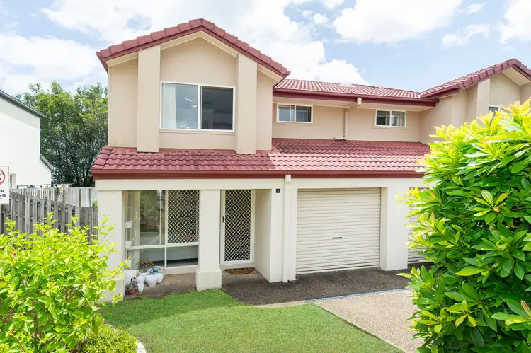 5/74 Universal Street, Pacific Pines QLD 4211