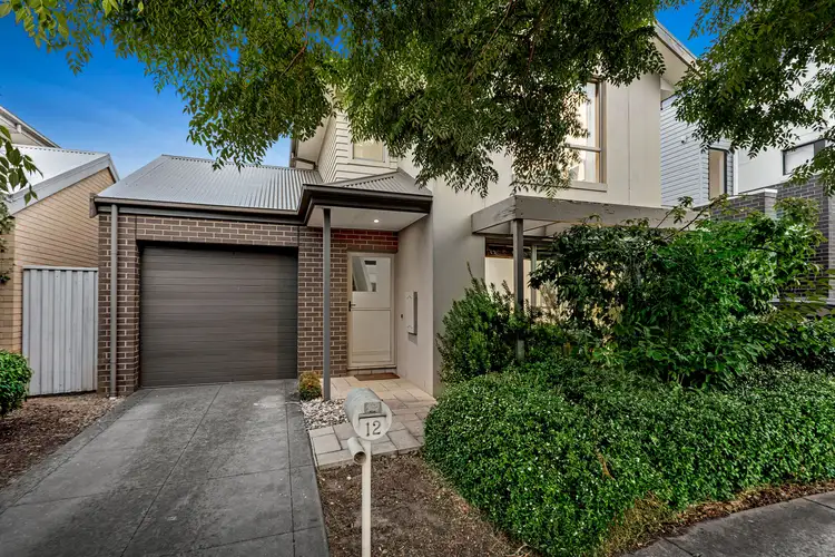 12 Dresden Drive, Waterways VIC 3195
