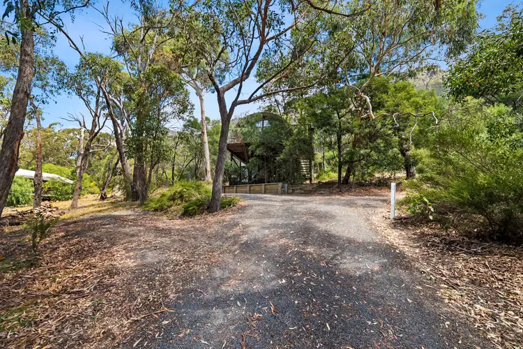 24 High Road, Halls Gap VIC 3381