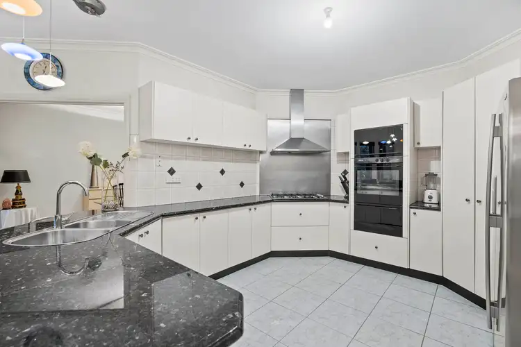 Fourth view of Homely house listing, 8 Revilo Court, Mulgrave VIC 3170