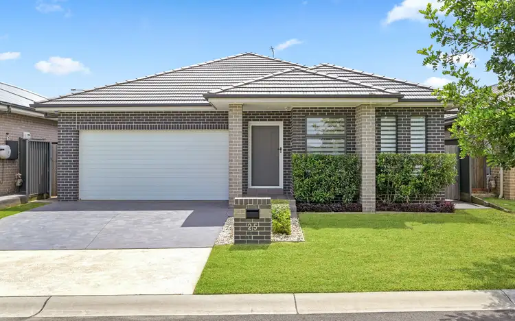 25 Garton Road, Spring Farm NSW 2570