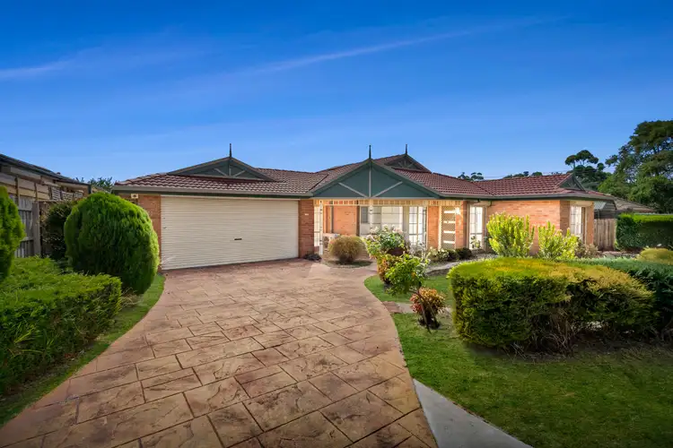 23 Raleon Avenue, Frankston South VIC 3199