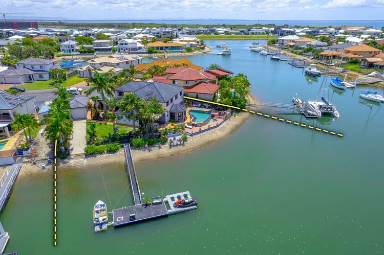 5 Arrow Court, Newport QLD 4020