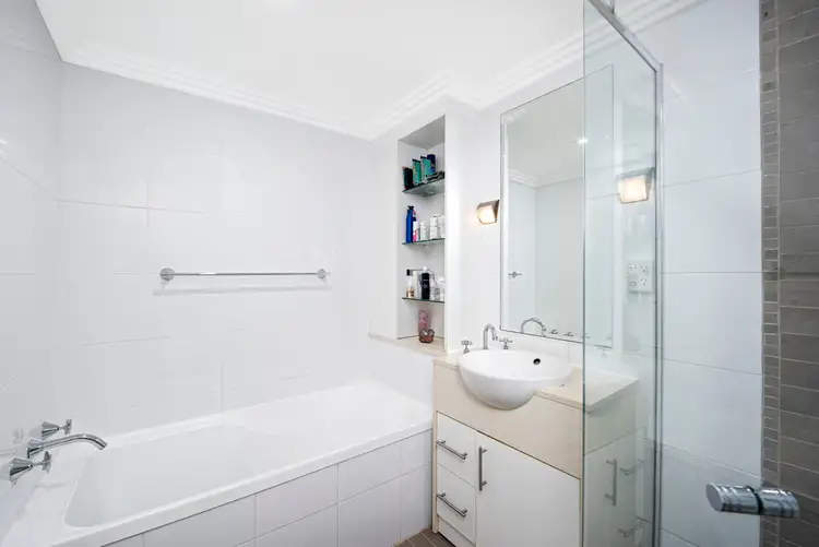Sixth view of Homely apartment listing, 5/691-695 Warringah Road, Forestville NSW 2087