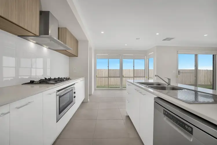 Third view of Homely house listing, 8 Kanangra Street, Mambourin VIC 3024