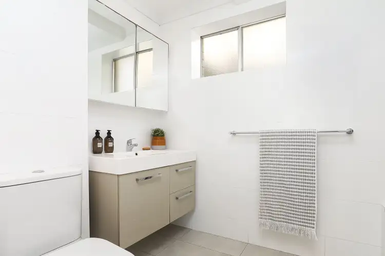 Sixth view of Homely apartment listing, 1/136 Hastings Parade, North Bondi NSW 2026