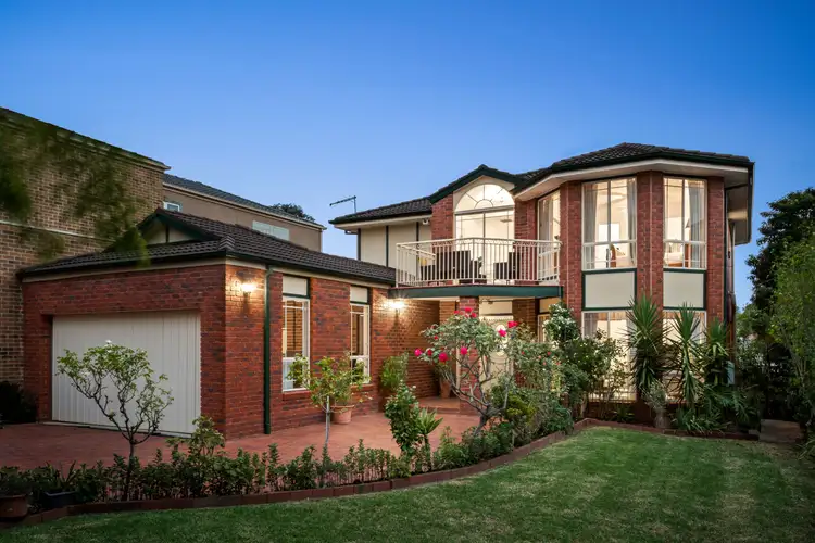 32 College Way, Burwood VIC 3125
