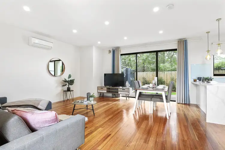 2/19 Daly Street, Doncaster East VIC 3109