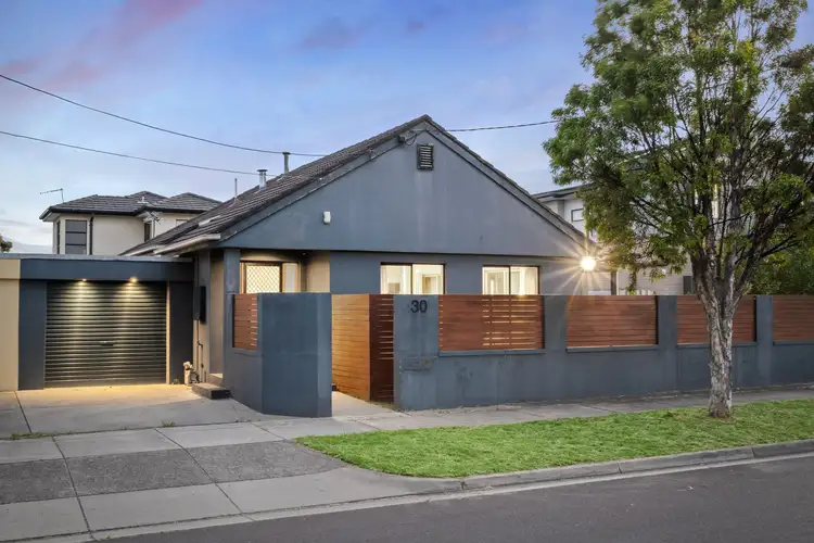 30 Montana Avenue, Mulgrave VIC 3170